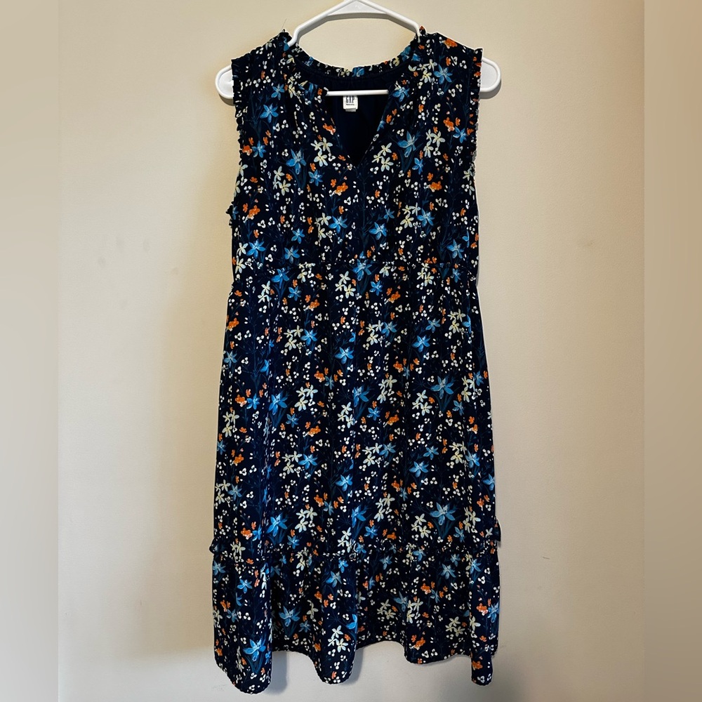 Gap Maternity dress sleeveless size medium